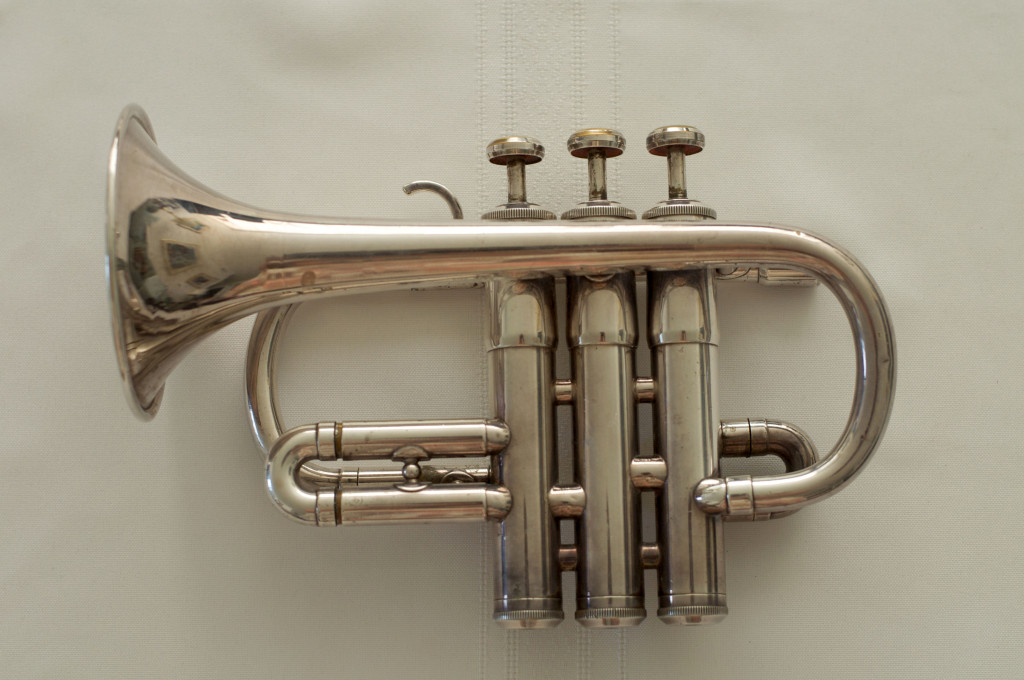 кларнет mollenhauer. клапан в музыкальном инструменте. France bb cl. клапаны трубы музыкальный инструмент. Trumpet valve.